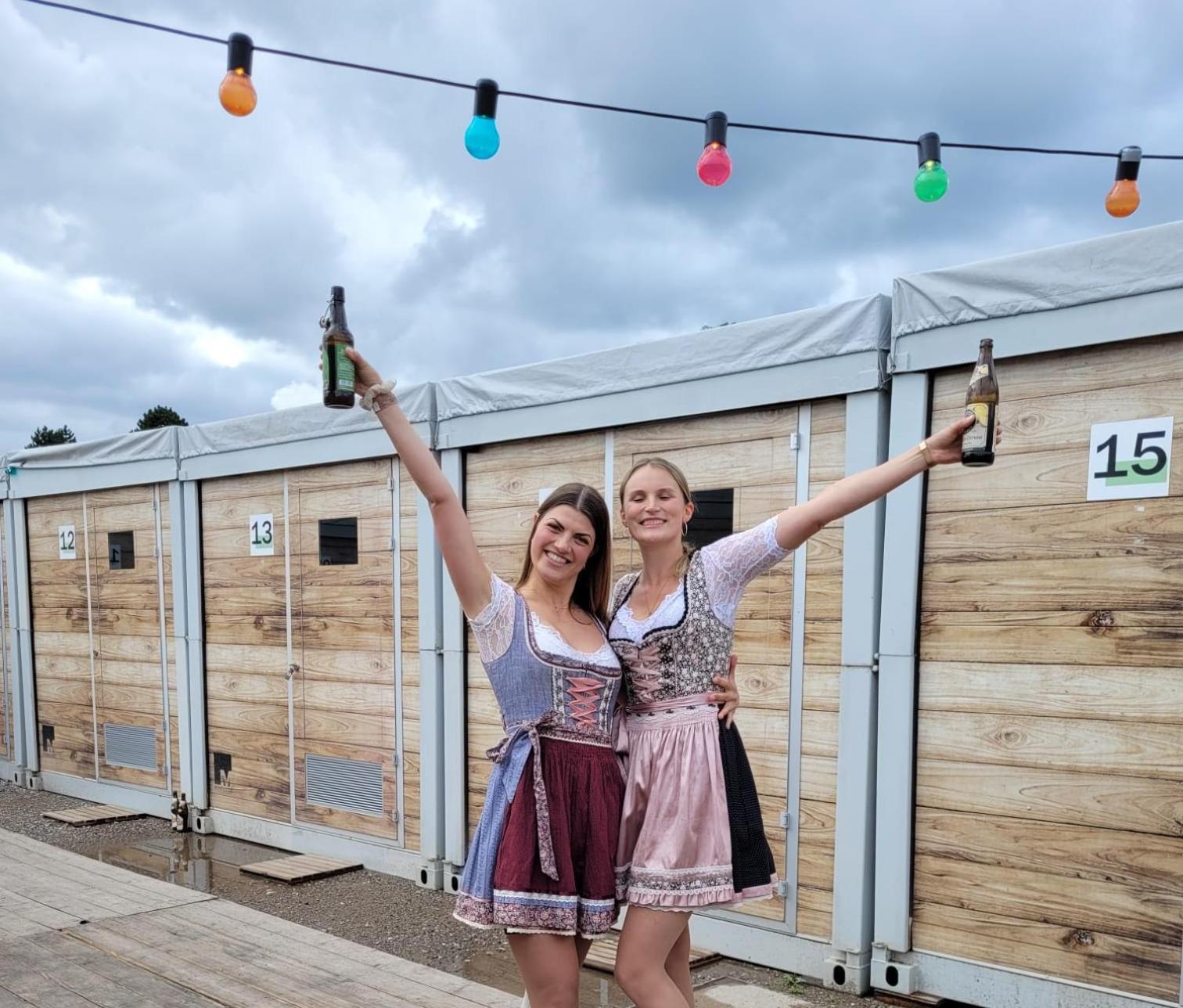 Oktoberfest Wiesn Camp Lodge Münih Dış mekan fotoğraf
